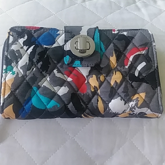 Vera Bradley Handbags - Vera Bradley Turnlock Wallet. Splash Floral